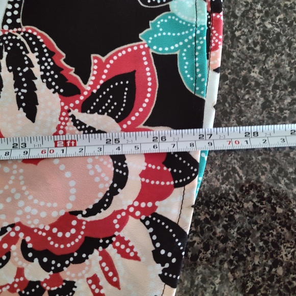 Beautiful Chico's blouse - Picture 7 of 9